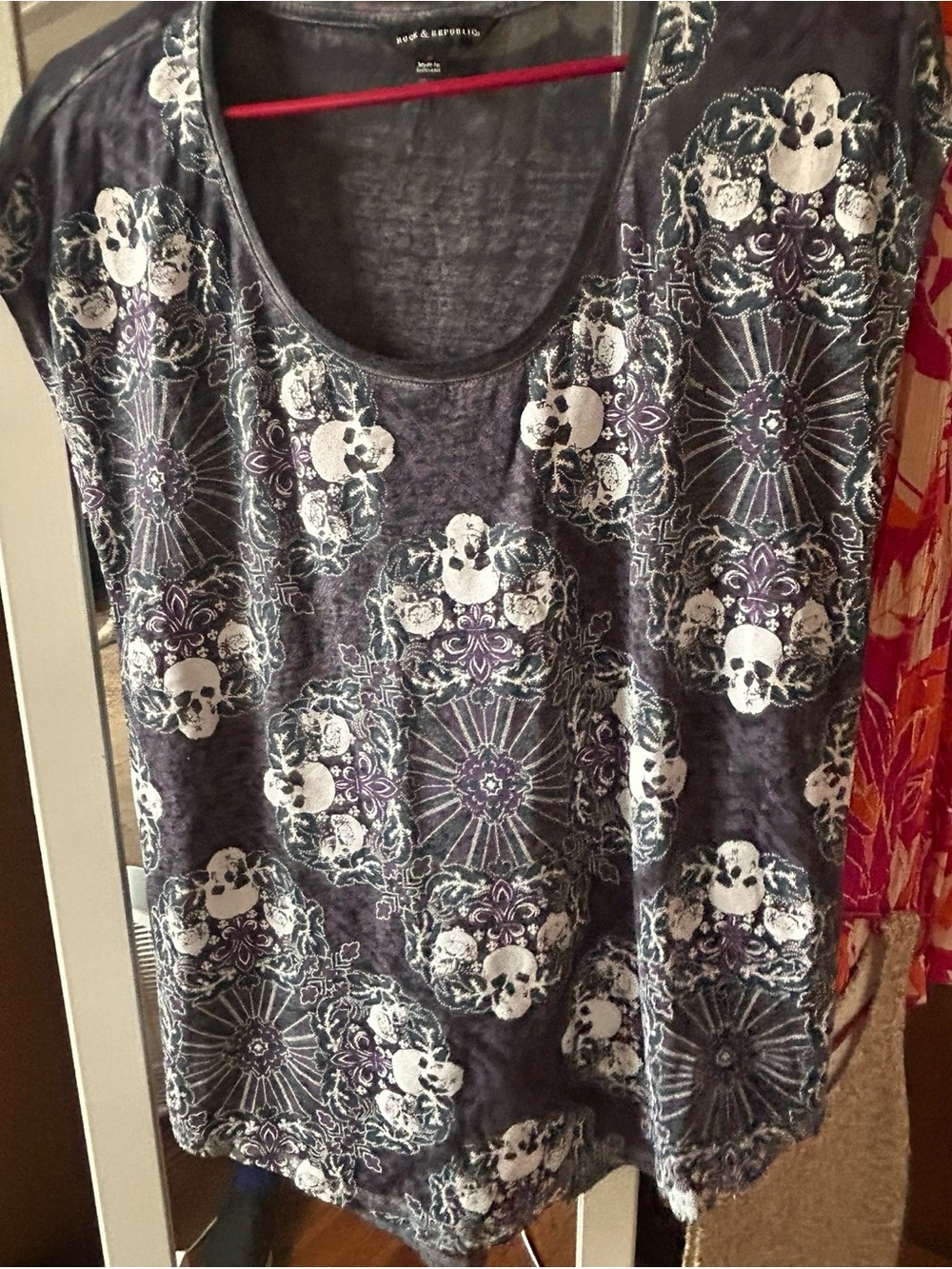 Rock & Republic sleeveless Skull Medallion Print Scoop Neck Women's Top - S